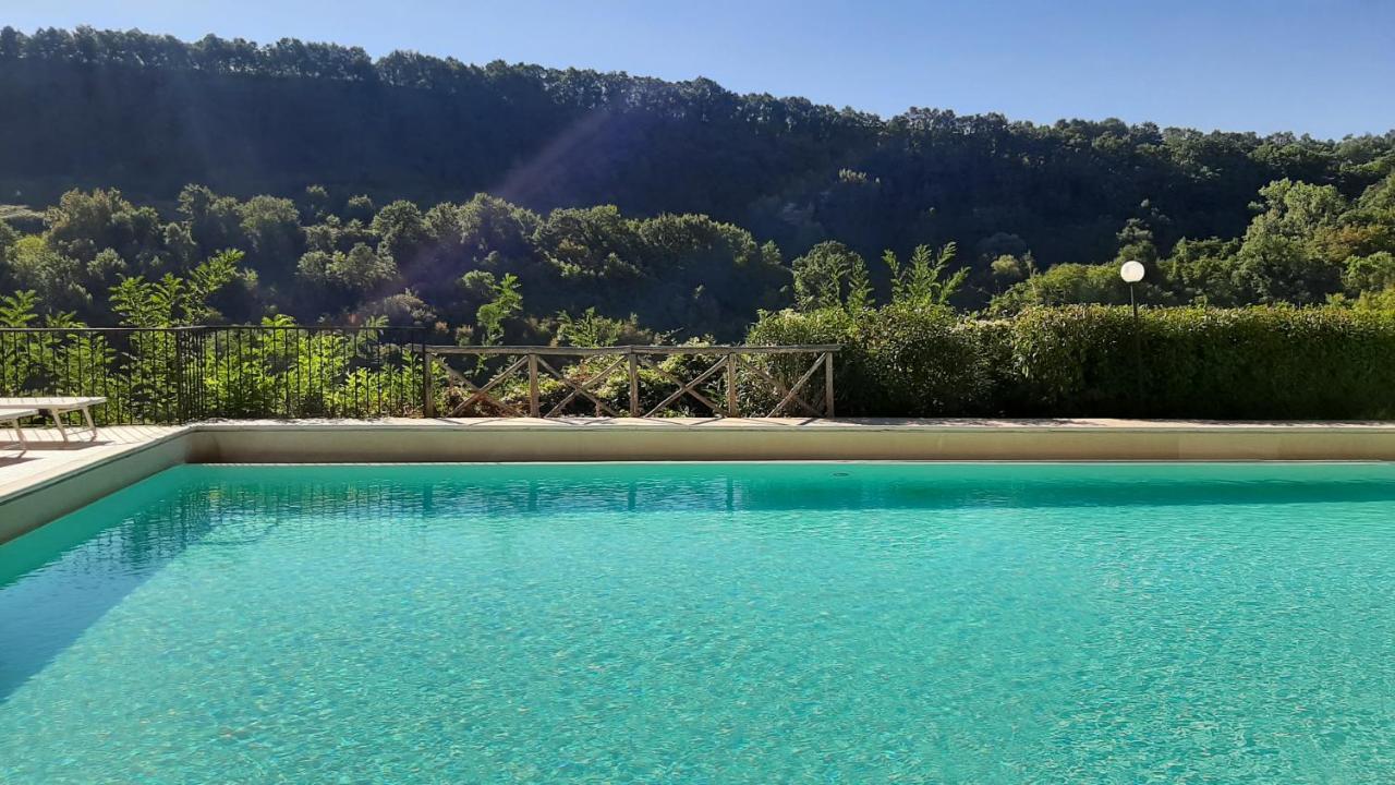 Bio Agriturismo Valle Dei Calanchi Castiglione In Teverina Bagian luar foto