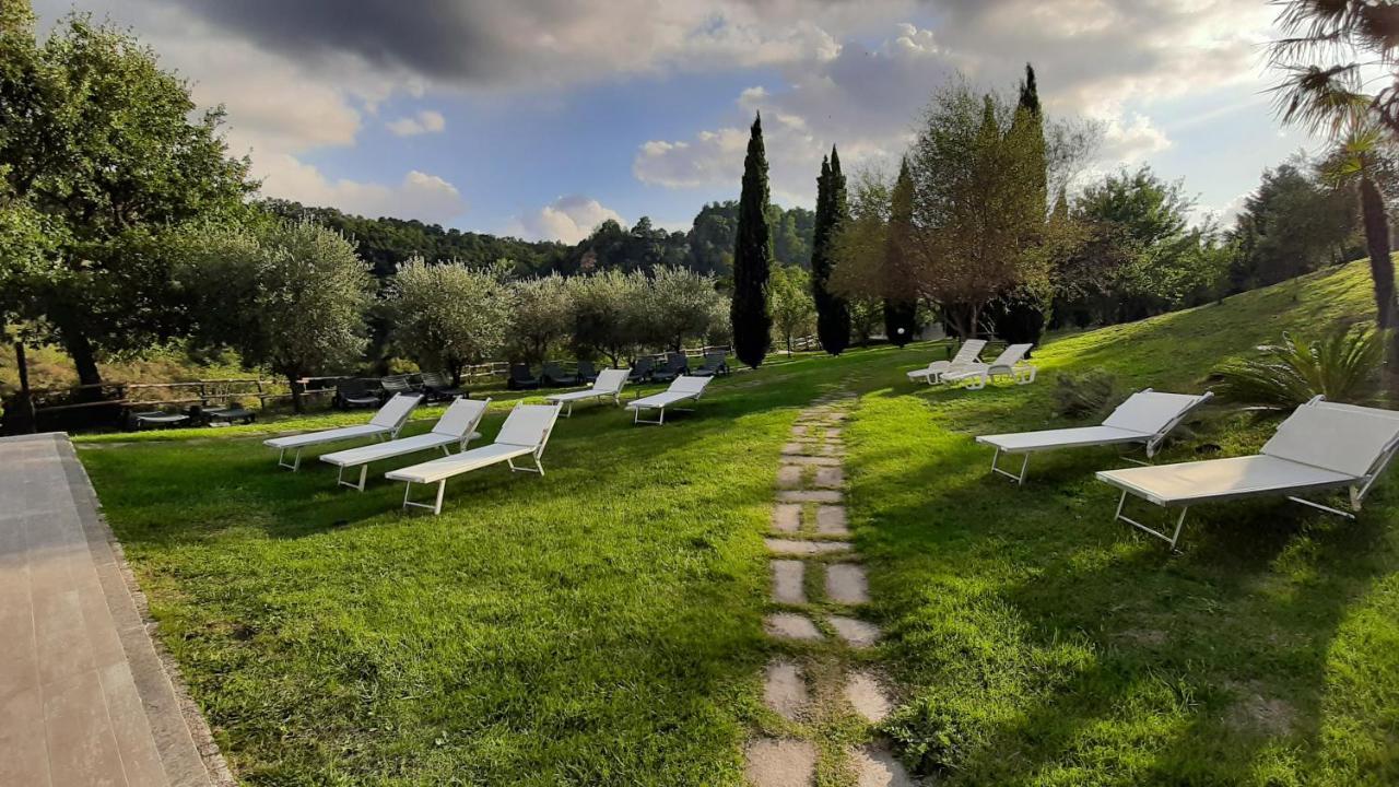 Bio Agriturismo Valle Dei Calanchi Castiglione In Teverina Bagian luar foto